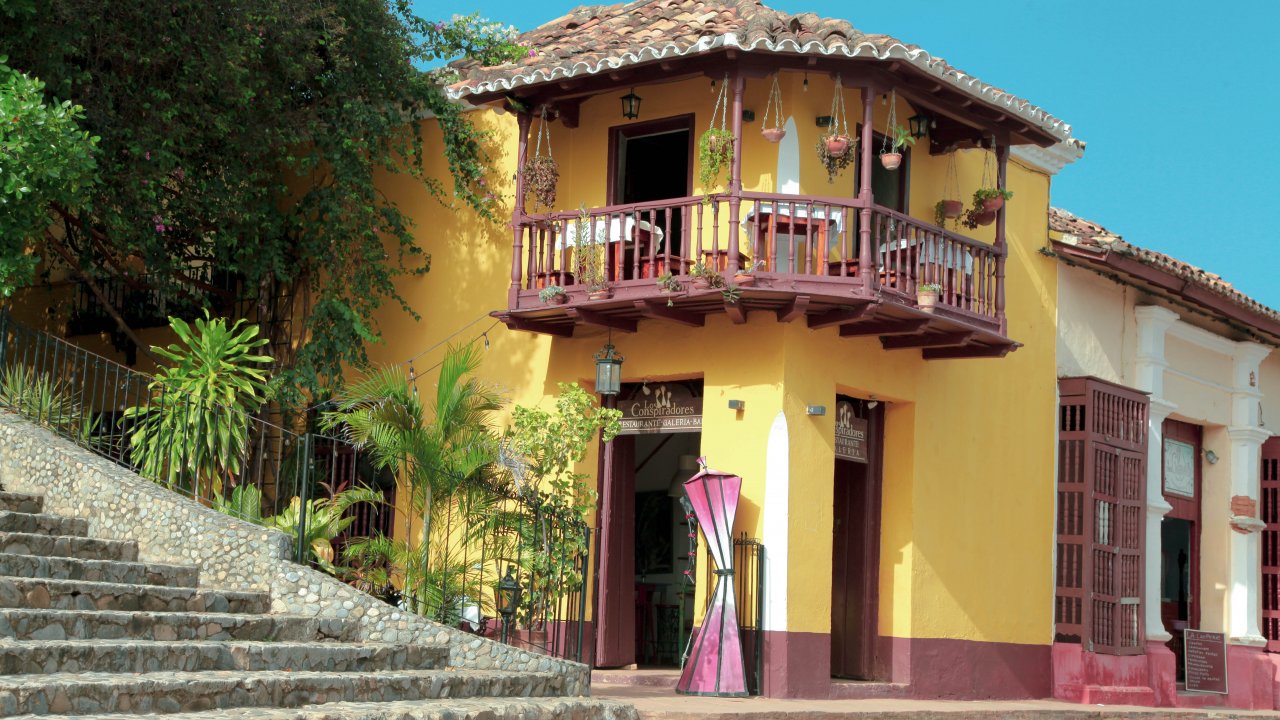 Los Conspiradores — Dining in Trinidad