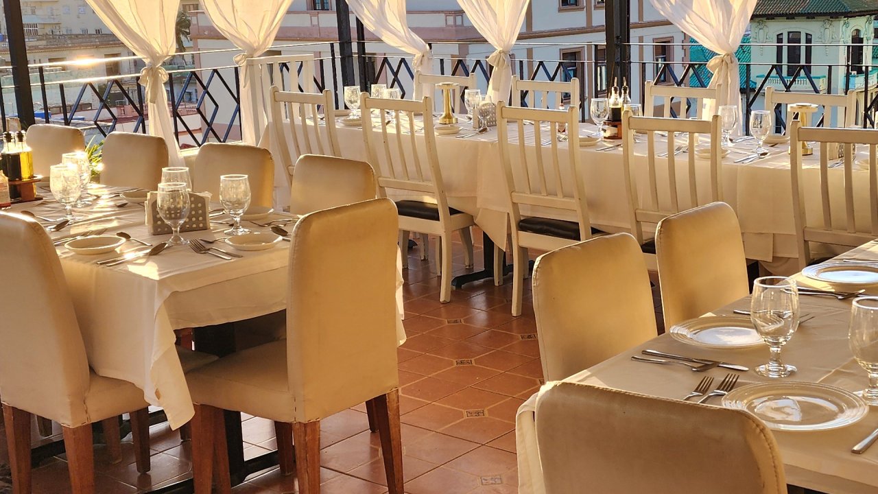 Marisquería Laurent — Dining in Cárdenas