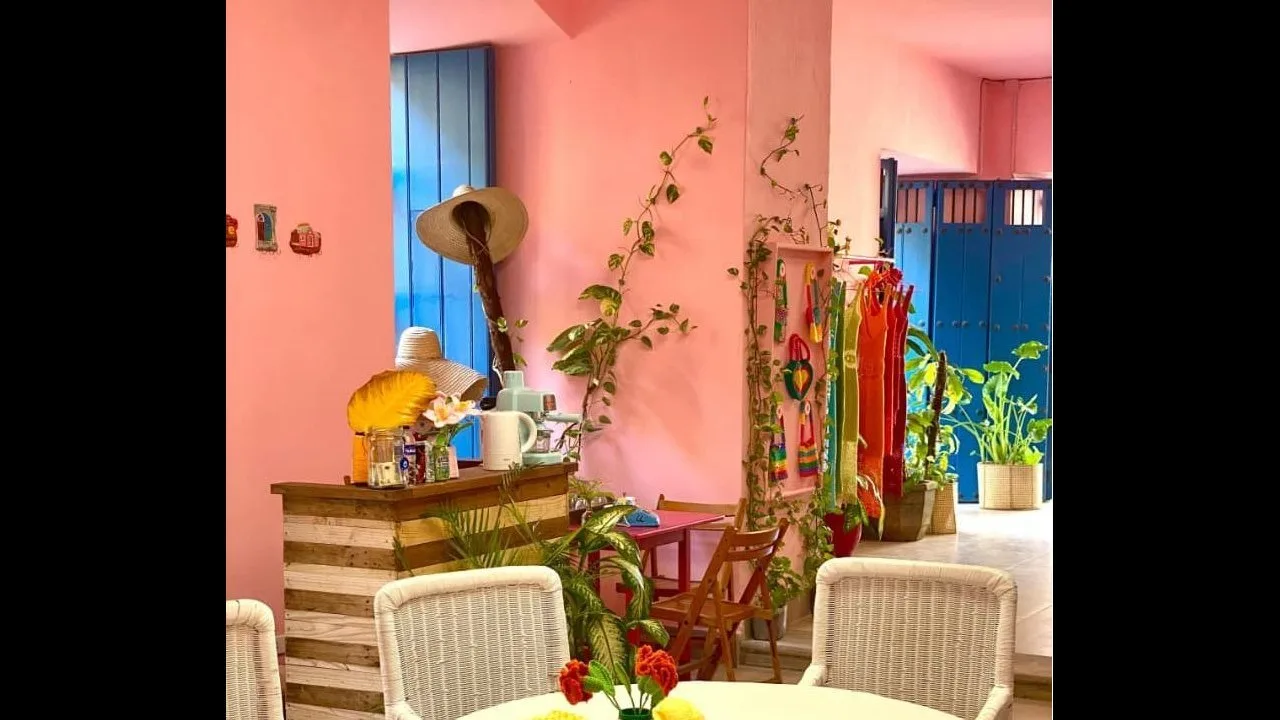 AMA Havana Crafting Experience with Local Entrepreneurs — Art & Culture in Havana (3 of 4)