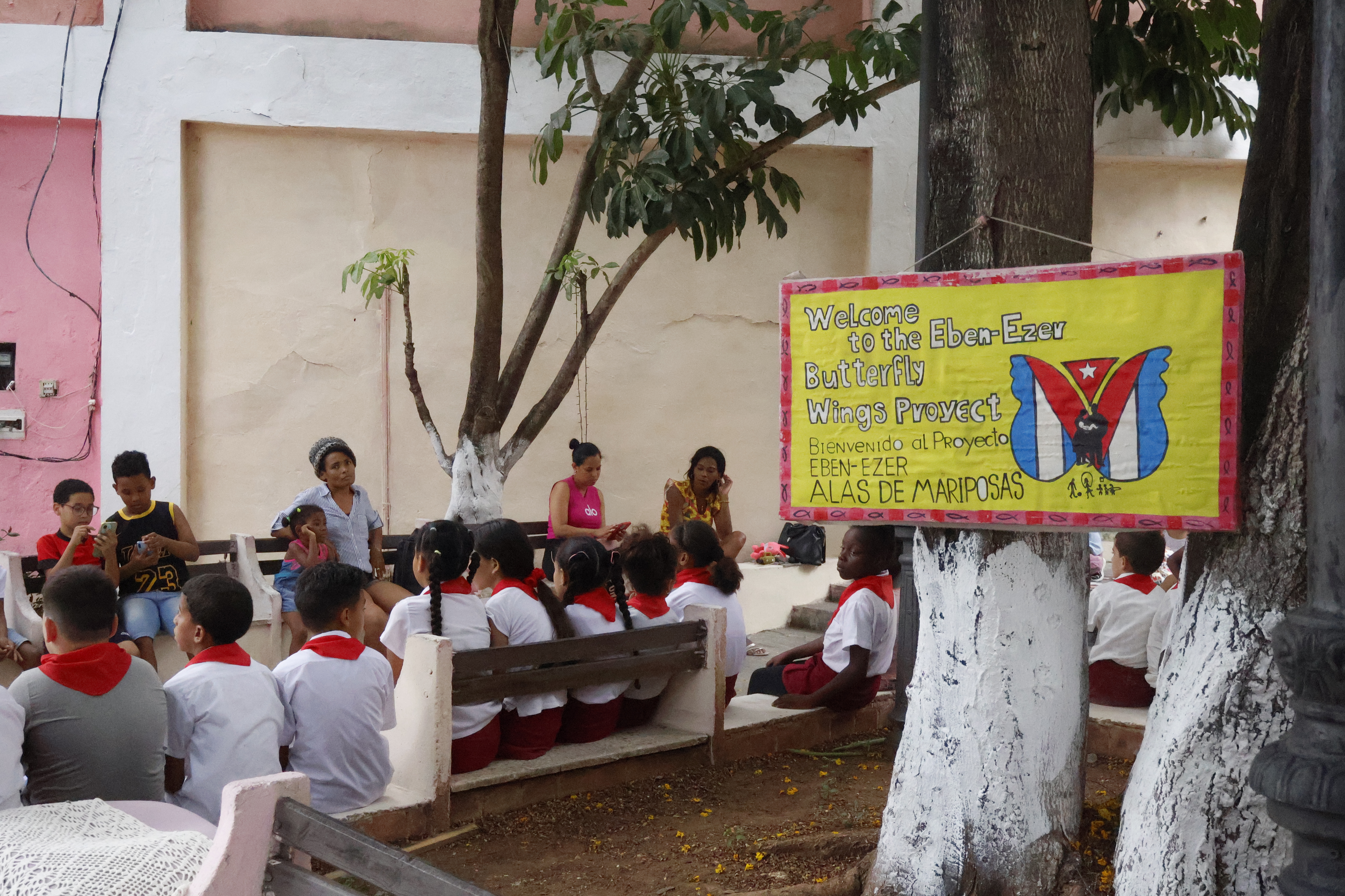 Connecting Through Art: Visit to Alas de Mariposas Community Space — Art & Culture in Havana (4 of 4)