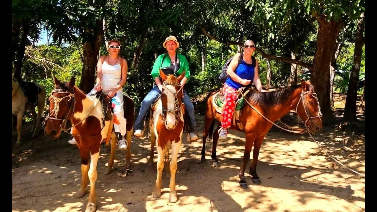 Viñales Horseback Expedition: Valleys, Farms & Community Connections — Nature & Outdoors in Viñales (2 of 4)